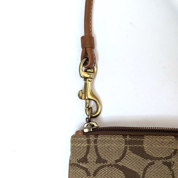 Coach Brown Signature Jacquard Wristlet Clutch Wallet Pouch Leather Trim 6”x4” - Picture 3 of 5
